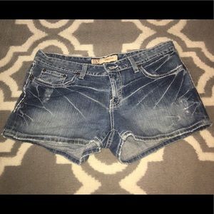 BKE denim Sabrina Jean Short Size 31